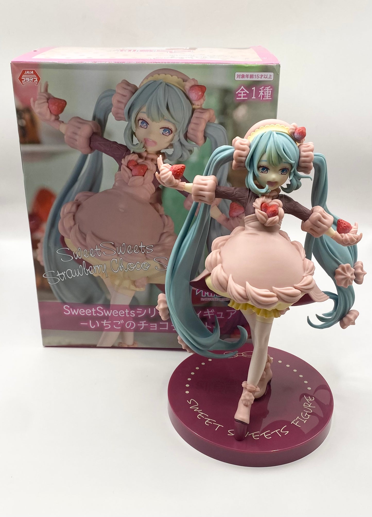 Hatsune Miku Figure Sweet Sweets  Strawberry Chocolate Short Ceriko FuRyu Japan