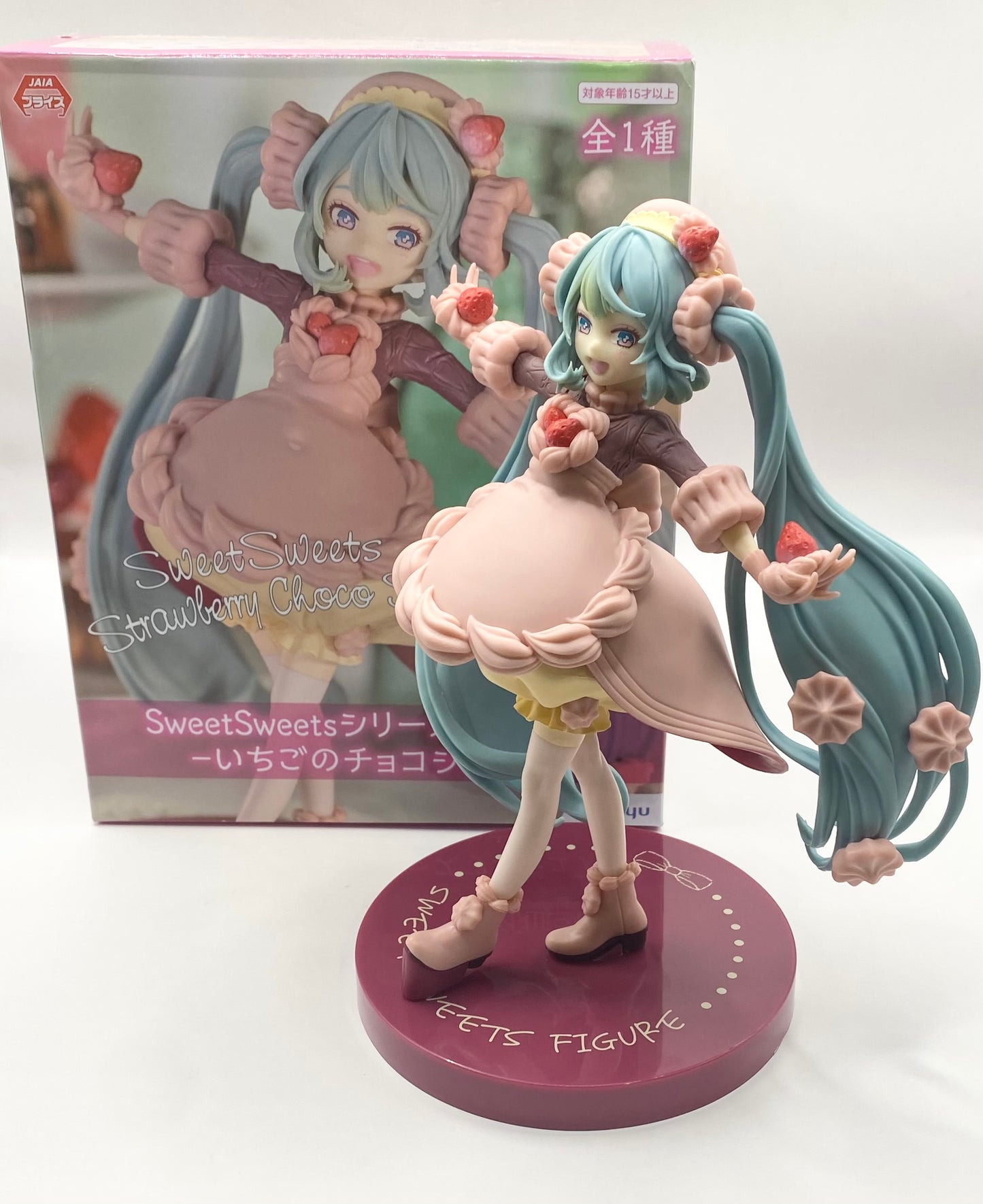 Hatsune Miku Figure Sweet Sweets  Strawberry Chocolate Short Ceriko FuRyu Japan