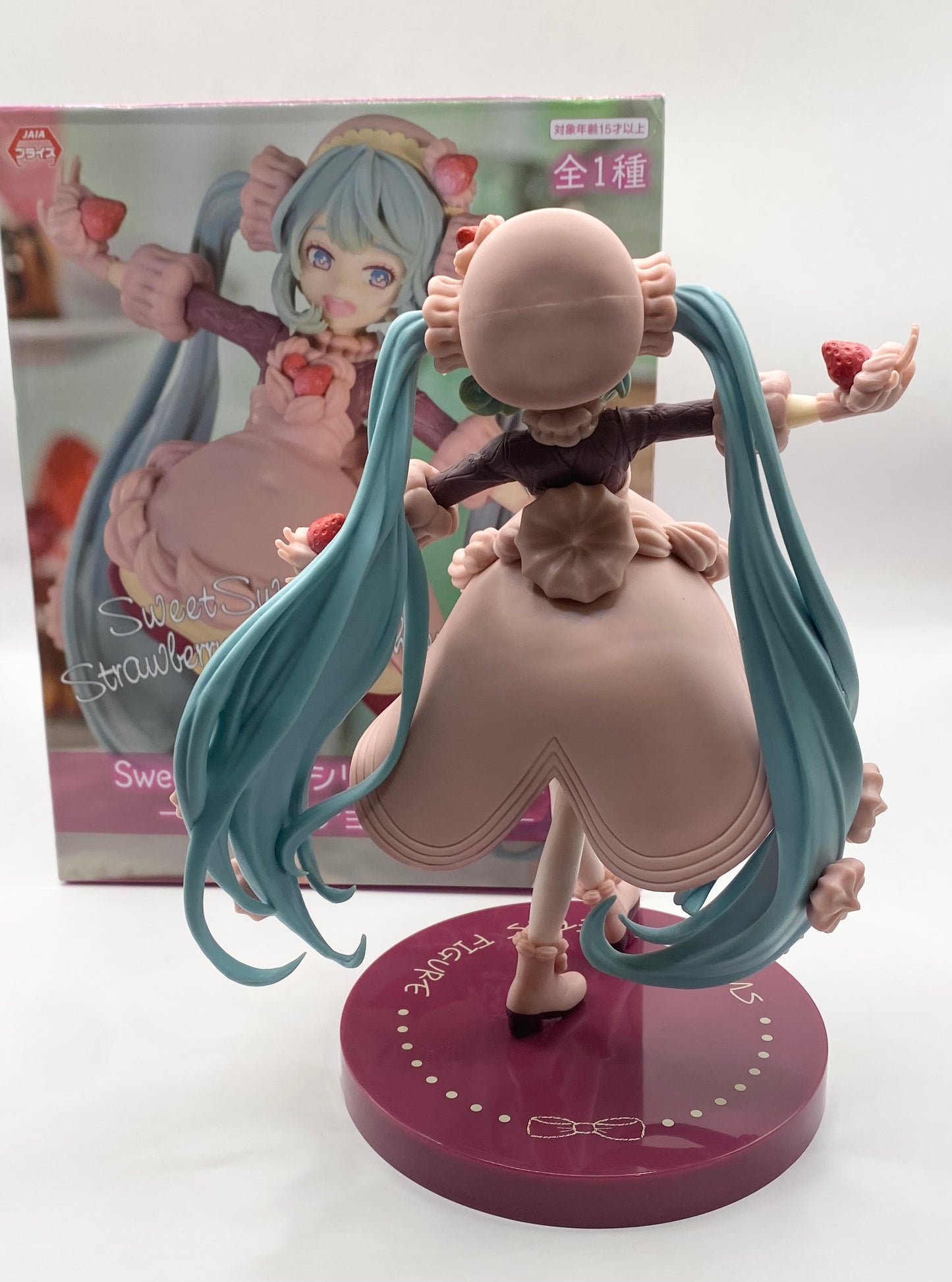 Hatsune Miku Figure Sweet Sweets  Strawberry Chocolate Short Ceriko FuRyu Japan