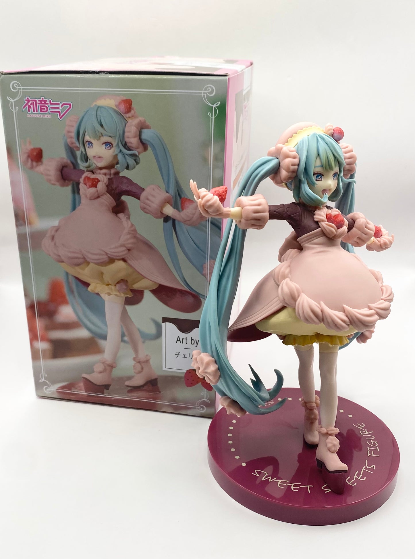 Hatsune Miku Figure Sweet Sweets  Strawberry Chocolate Short Ceriko FuRyu Japan