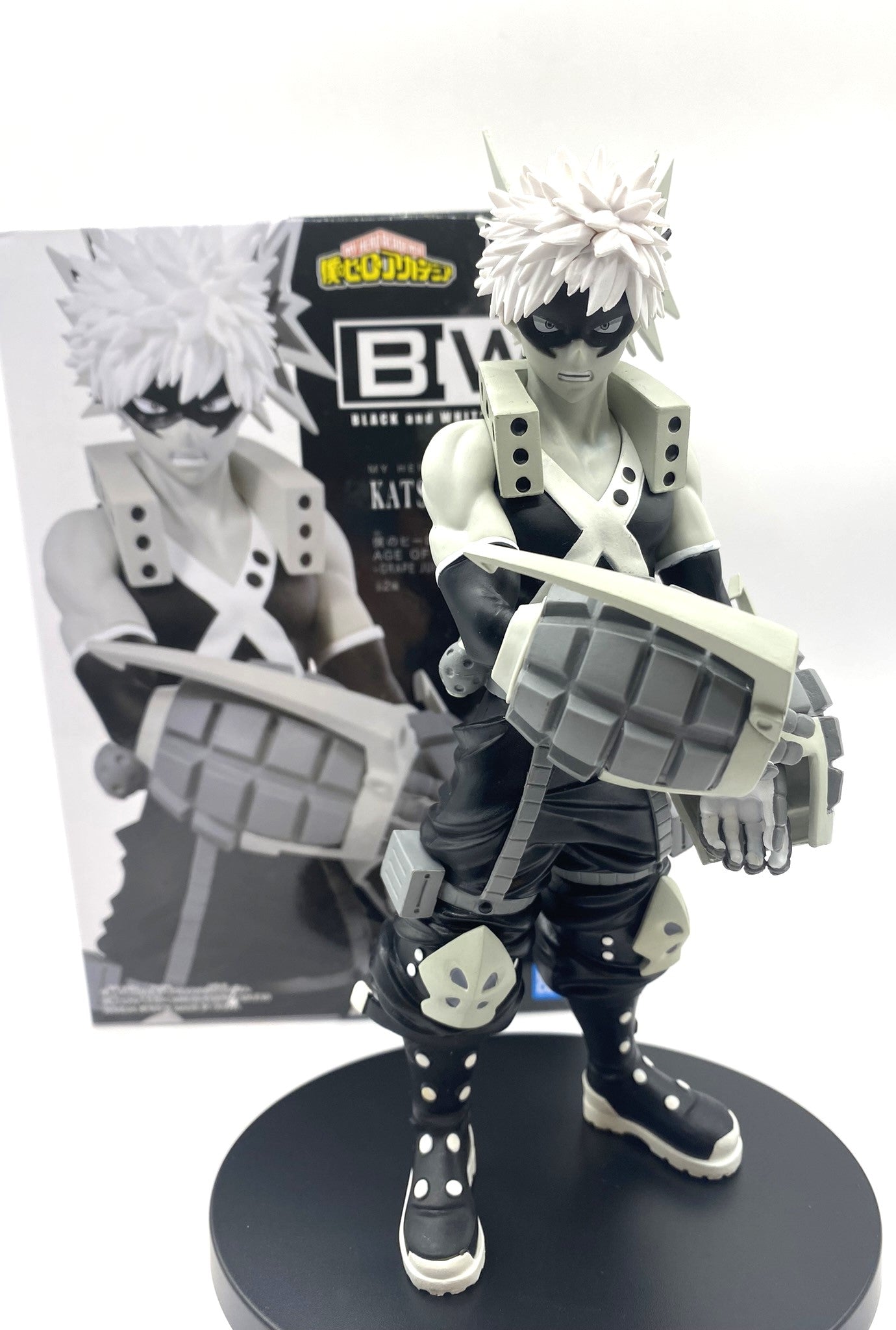 My Hero Academia Black & White Collection Katsuki Bakugo Figure Bandai